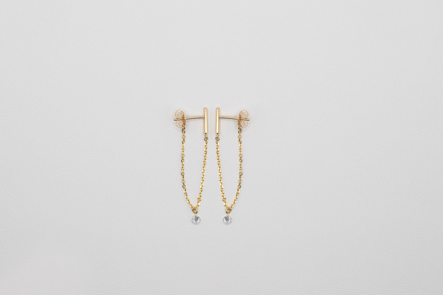 Floating Diamond Chain Earring
