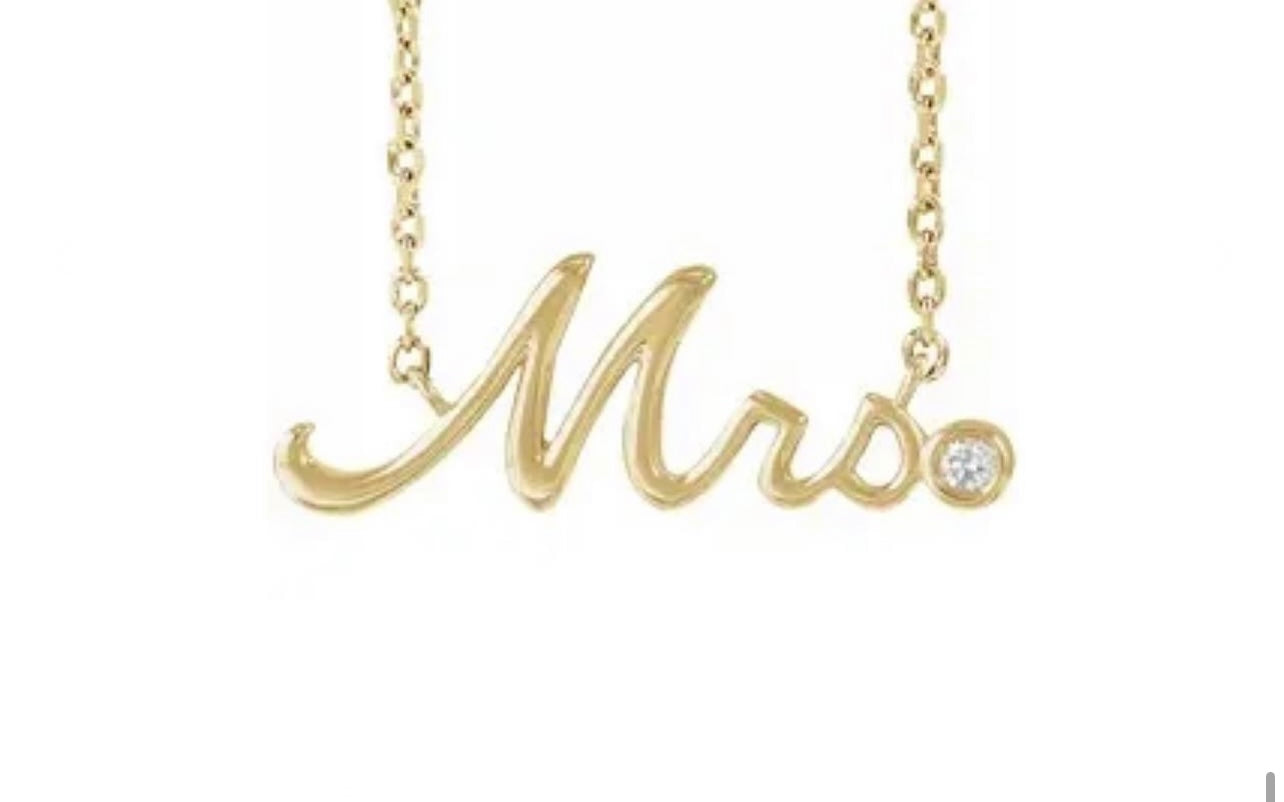 MRS. necklace